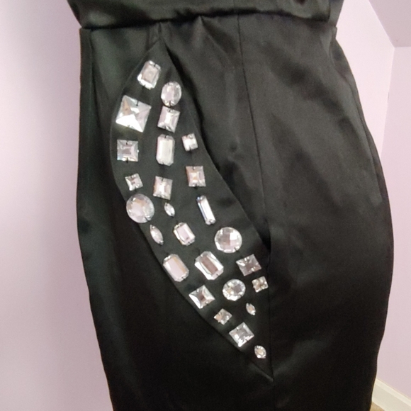 Strapless Dress w/pockets - Picture 3 of 4